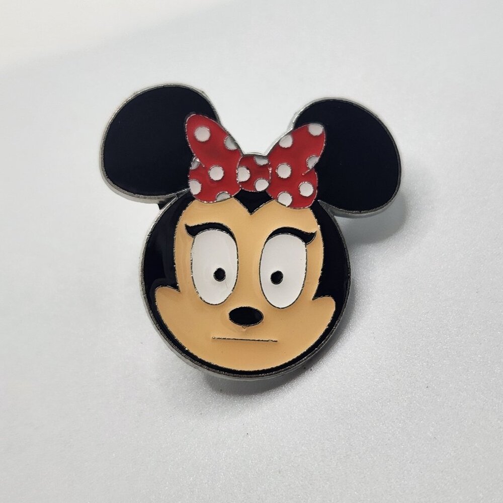 Disney Pin Trading Emoji Blitz Minnie Mouse‎ Scared Surprised 2017 Disney Parks